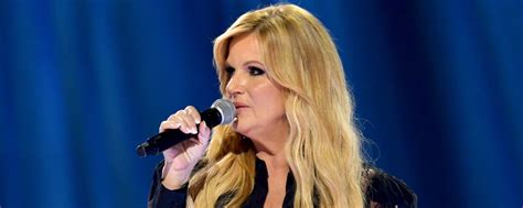 Trisha Yearwood reveals the body part that caused a big debate。